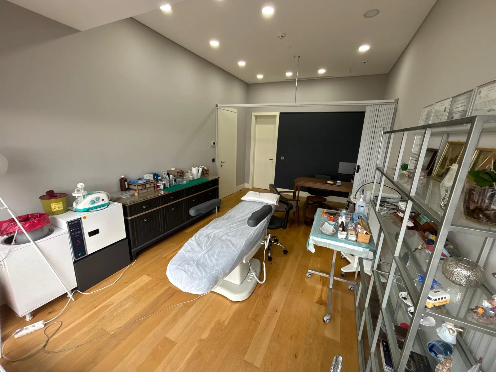 Clinic-provided photograph of Dr Burak Kaynak