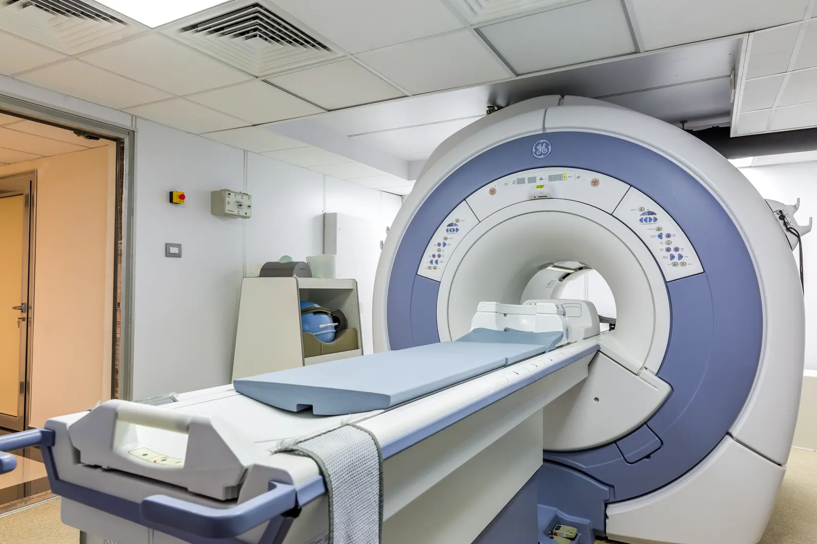 Clinic-provided photograph of Ahu Hospital