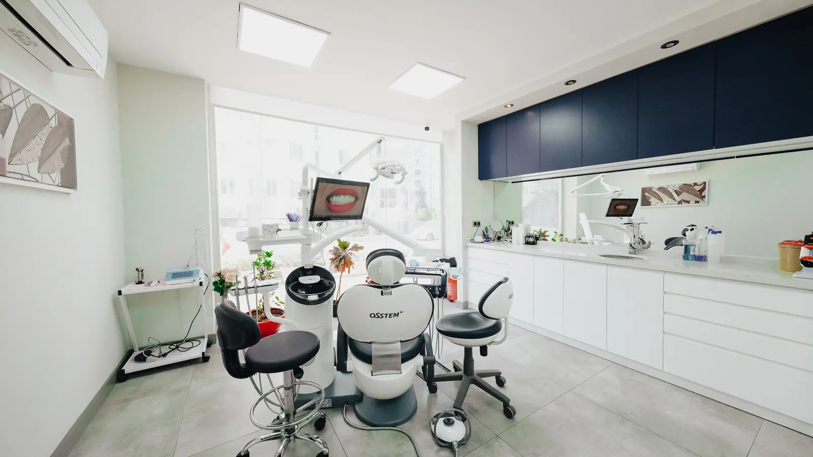 Clinic-provided photograph of Akdeniz İnci Dental Clinic