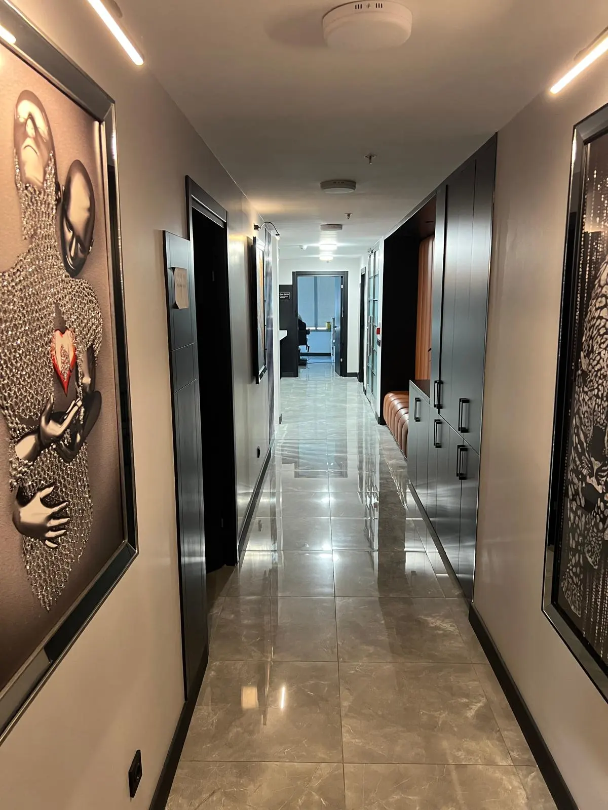 Clinic-provided photograph of Dr Özcan Boztepe