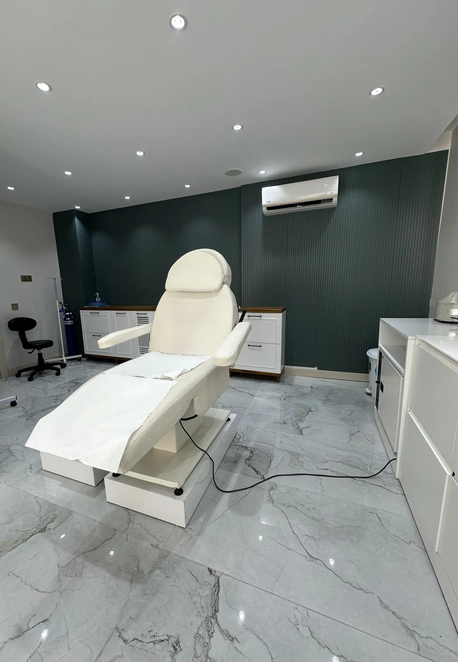 Von der Klinik bereitgestelltes Foto von Dr. Volkan Işık