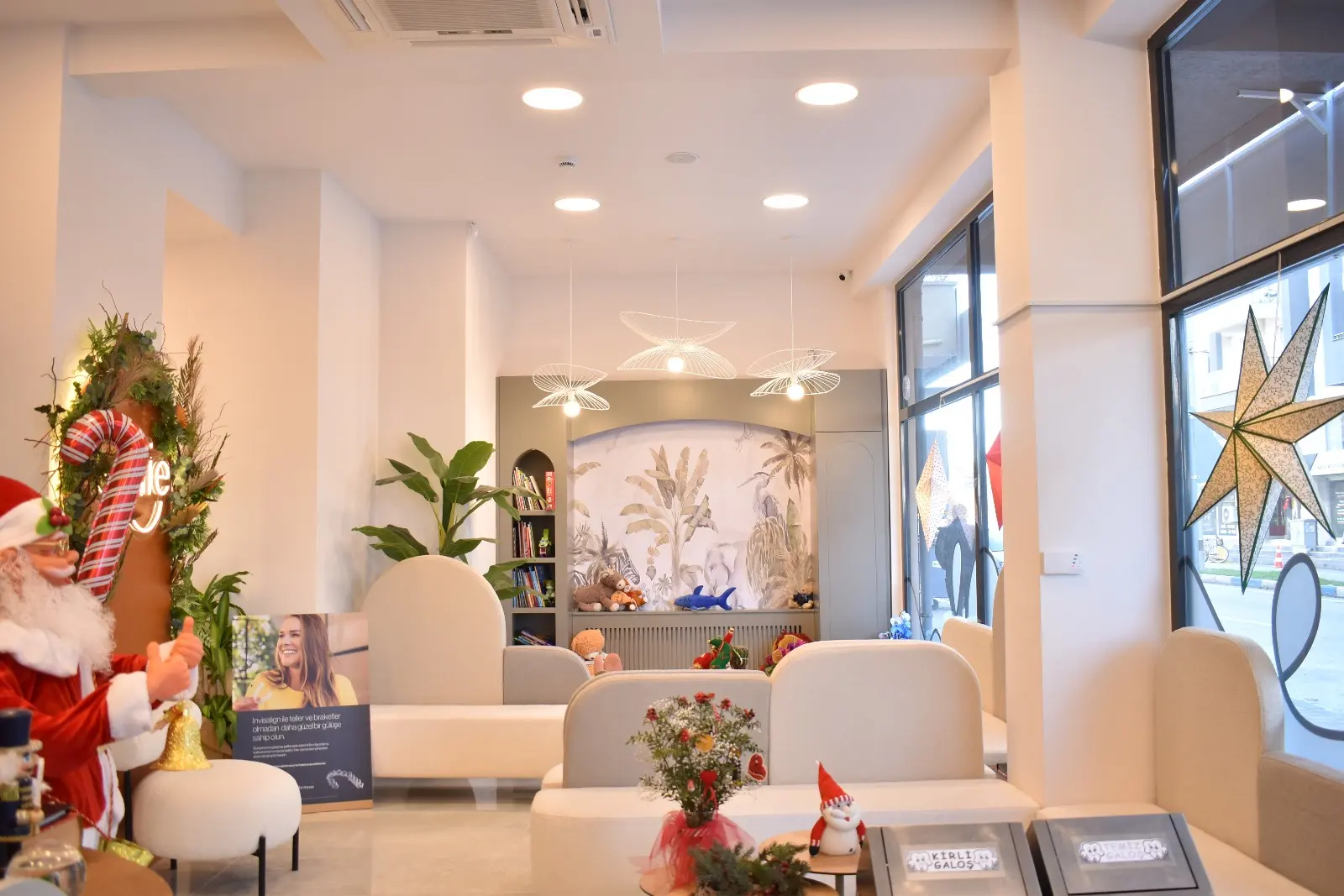 Clinic-provided photograph of Özgür Zileli Dental Clinic