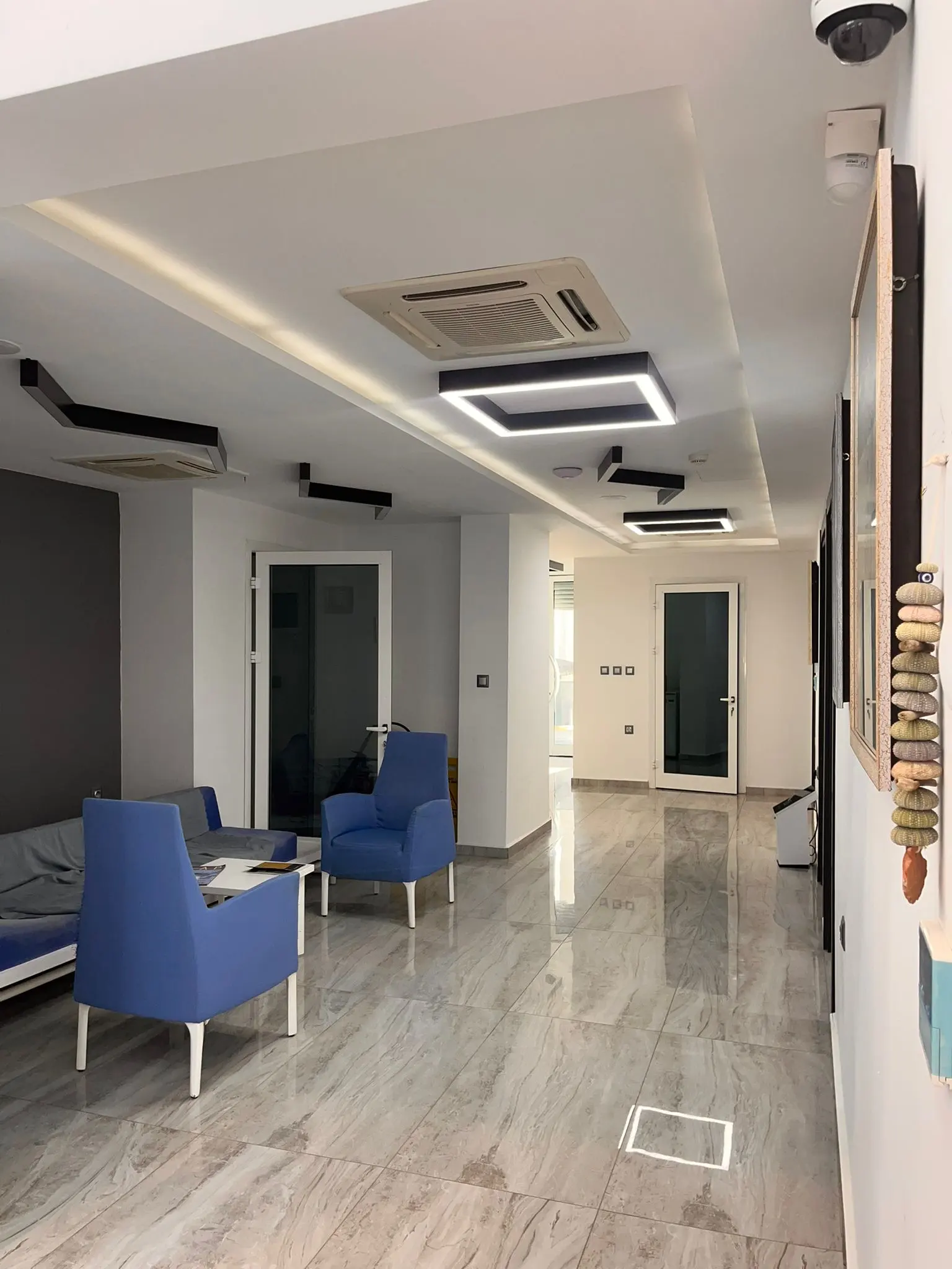 Von der Klinik bereitgestelltes Foto von Barış Işık 2 Zahnklinik