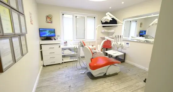 Von der Klinik bereitgestelltes Foto von Ortodontist Zahnklinik