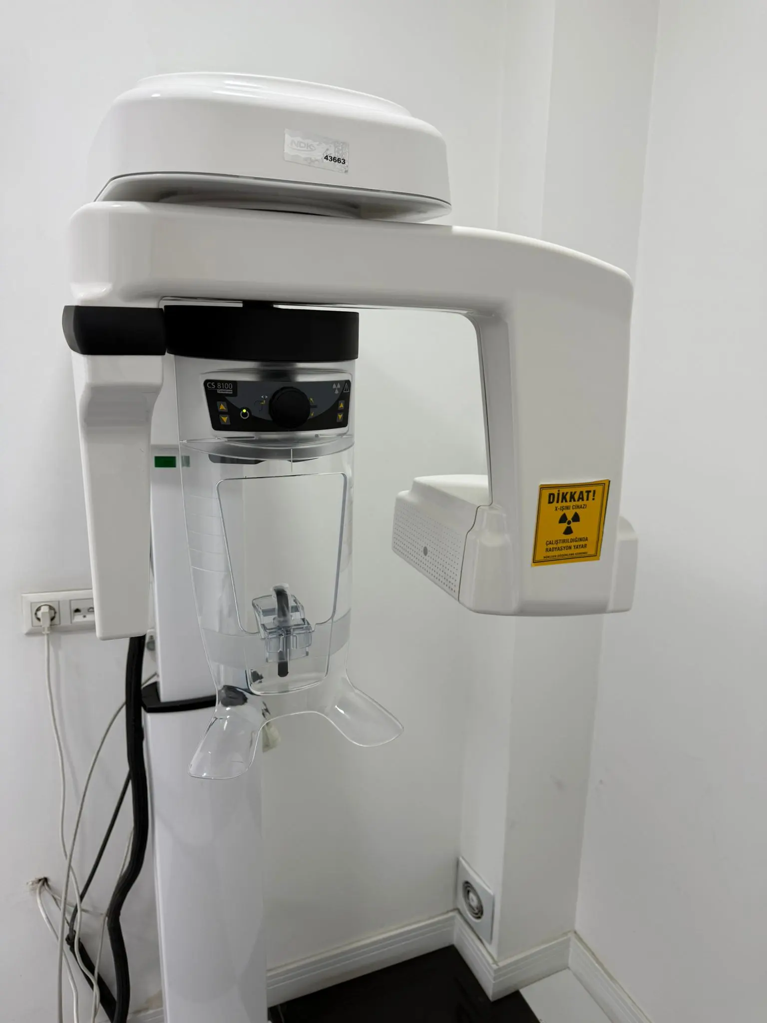 Von der Klinik bereitgestelltes Foto von Flor Zahnklinik