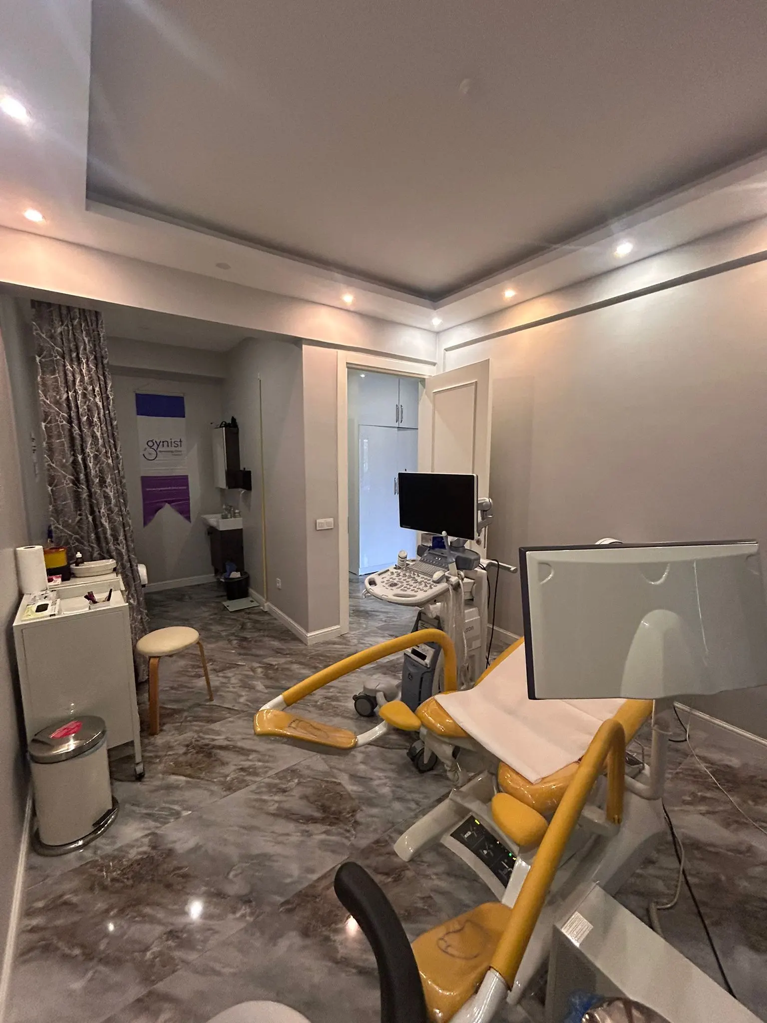 Clinic-provided photograph of Dr Sibel Gelecek Geyik