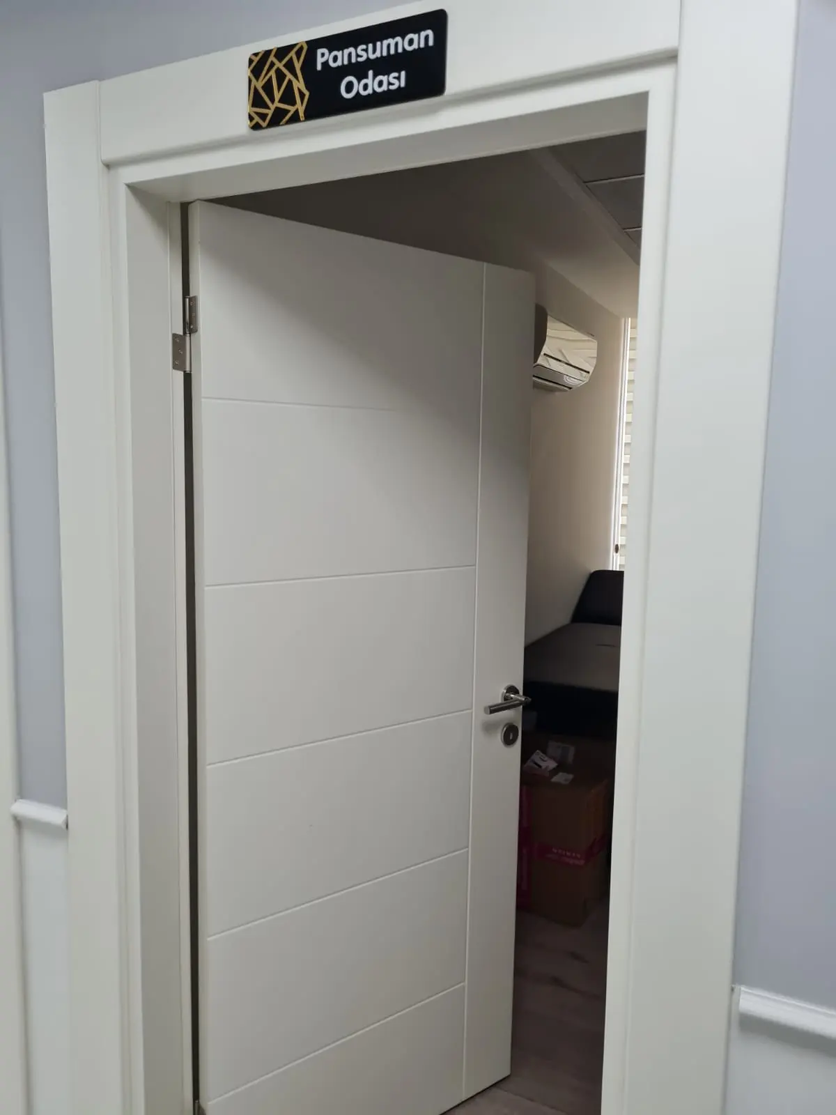 Clinic-provided photograph of Dr Serkan Türkili