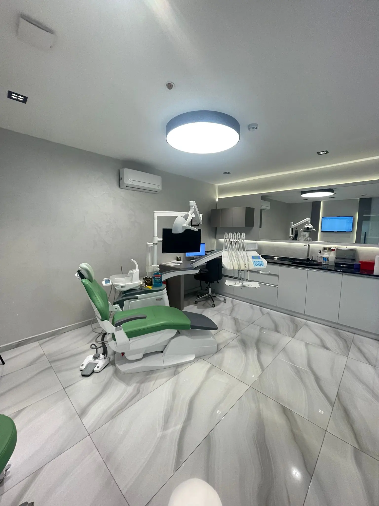 Von der Klinik bereitgestelltes Foto von Dentaliz Zahnklinik