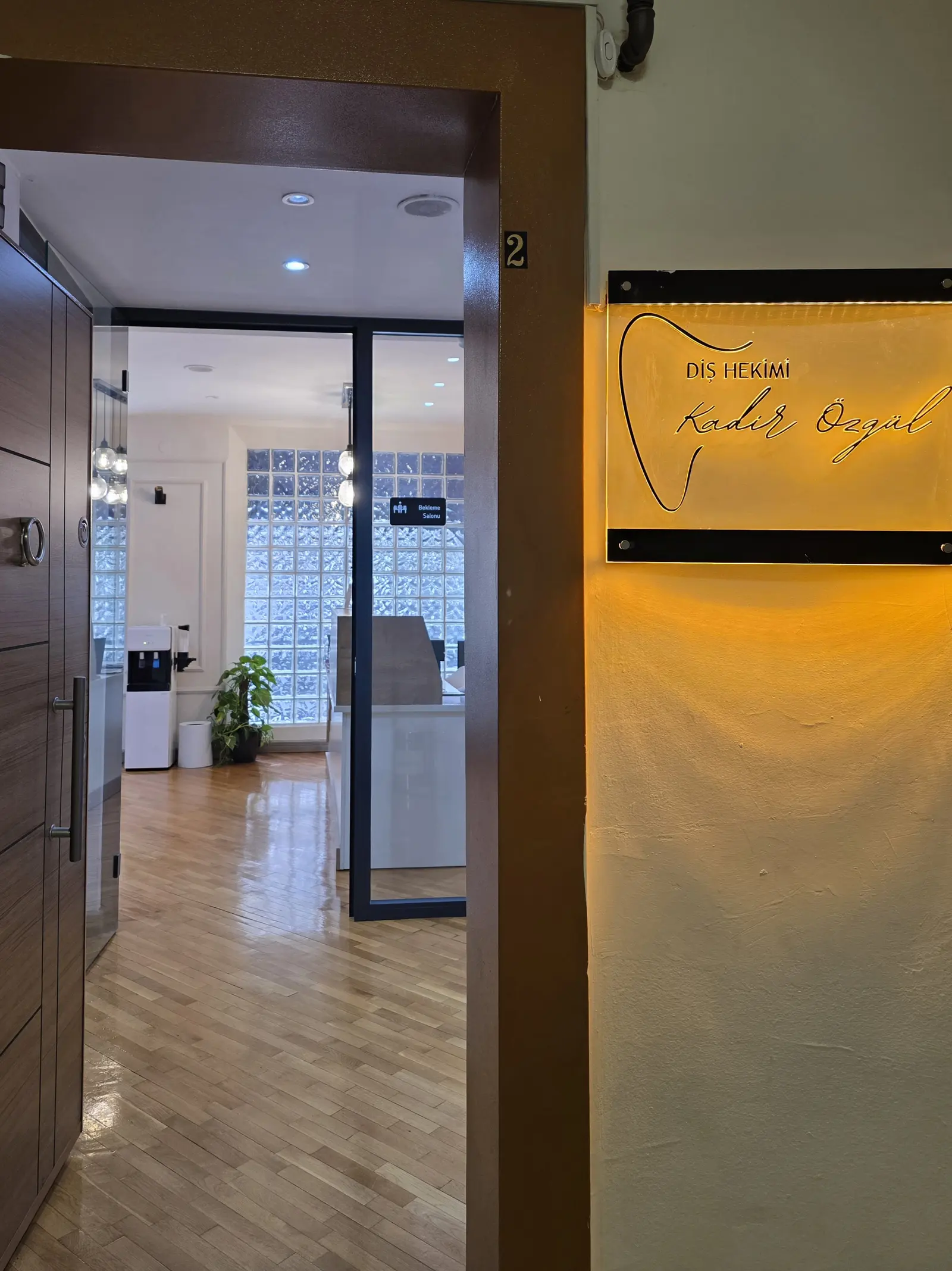 Clinic-provided photograph of Dr Kadir Özgül