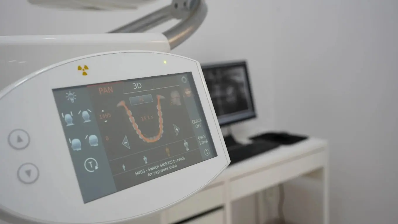Clinic-provided photograph of Dr Oğuz Berkay Akkaya
