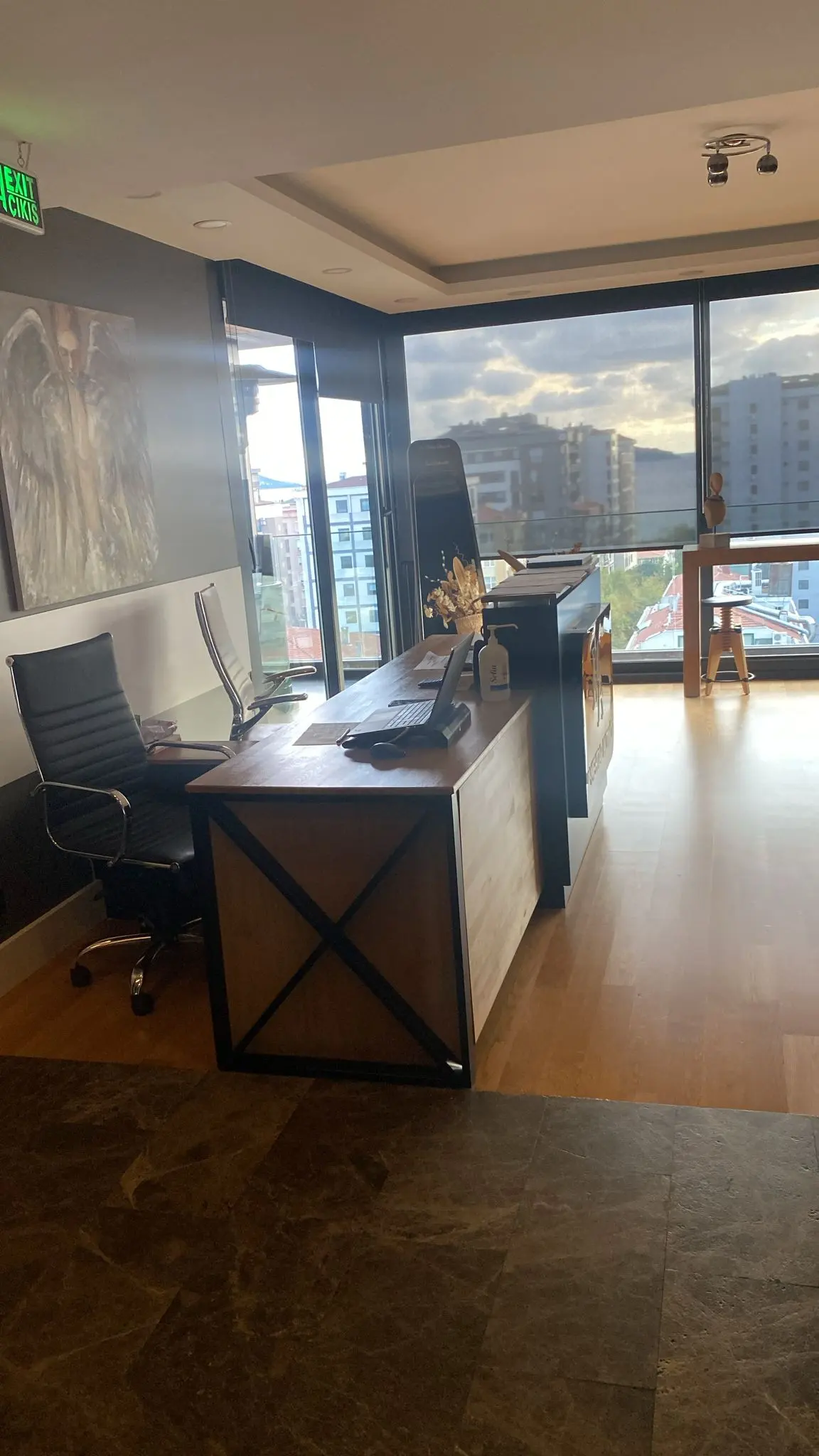 Clinic-provided photograph of Dr Mehtap Altınöz