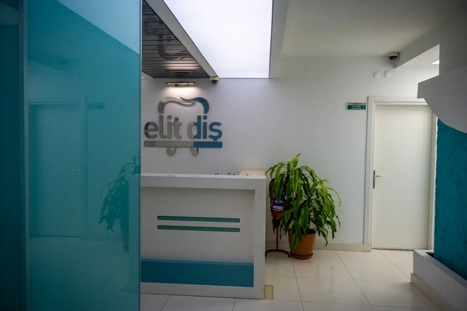 Von der Klinik bereitgestelltes Foto von Elit Zahnklinik