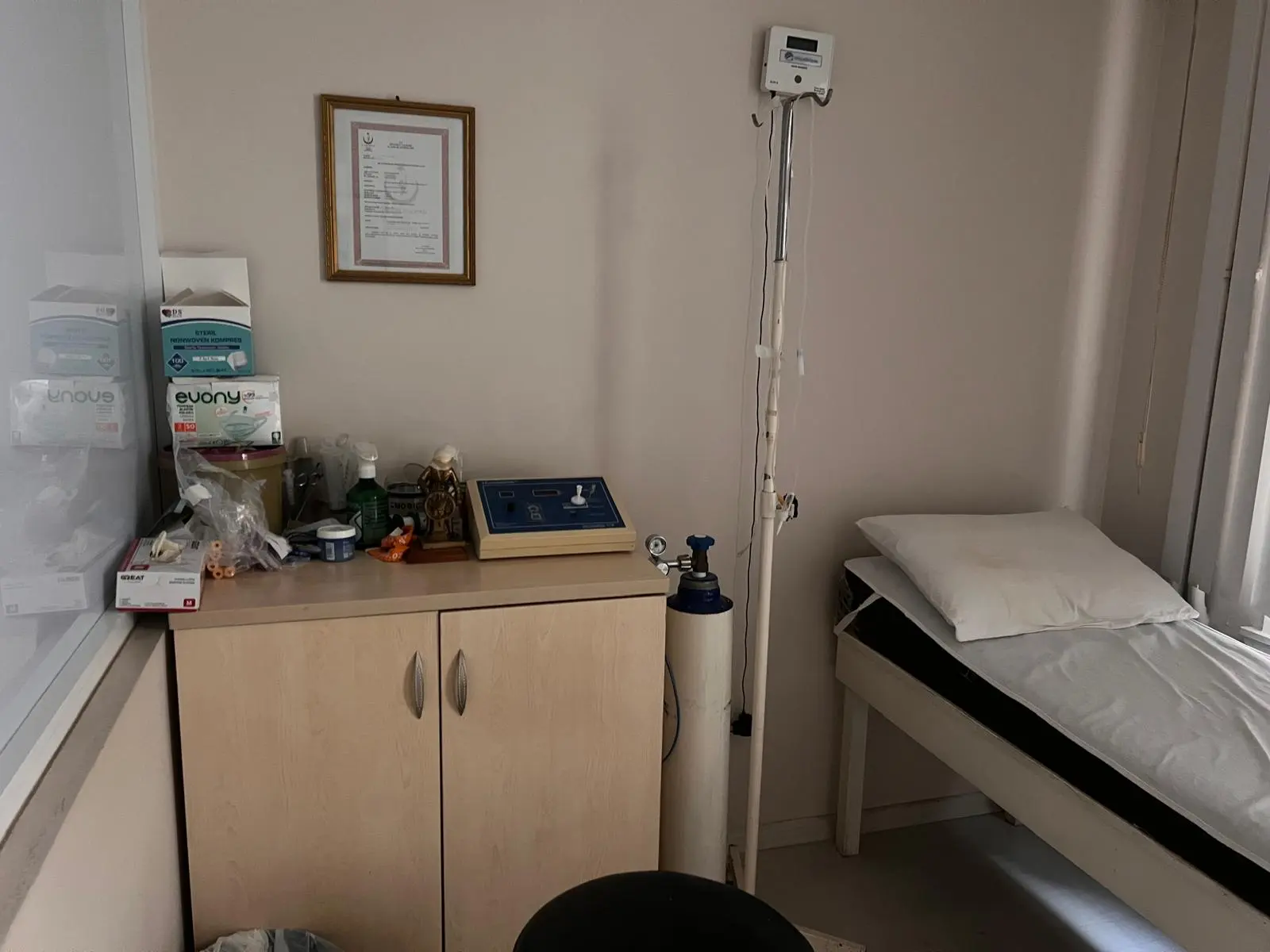 Clinic-provided photograph of Assoc. Prof. Dr Nuri Haksever