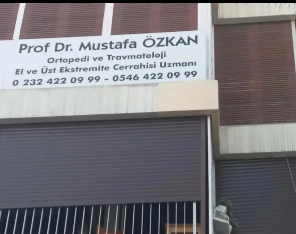 Clinic-provided photograph of Prof. Dr Mustafa Hulisi Özkan