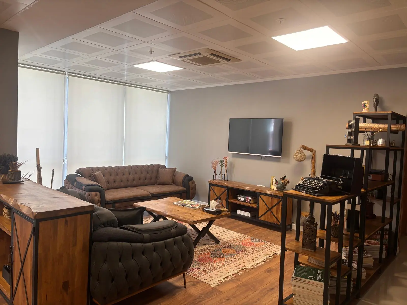 Clinic-provided photograph of Dr Gürcan Sünnetçi