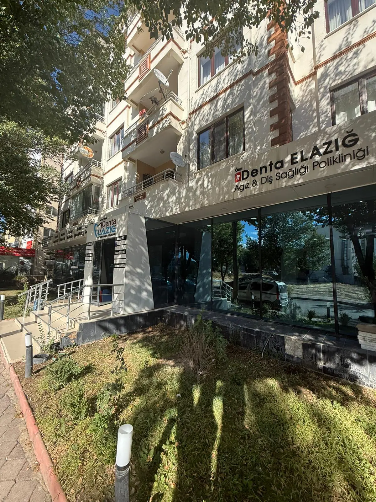 Von der Klinik bereitgestelltes Foto von Denta Elazığ Zahnklinik