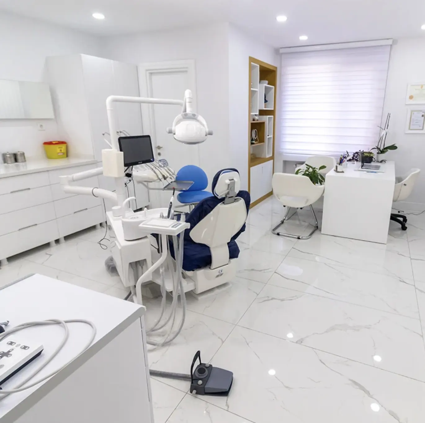 Clinic-provided photograph of Dr Seval Bayraklı