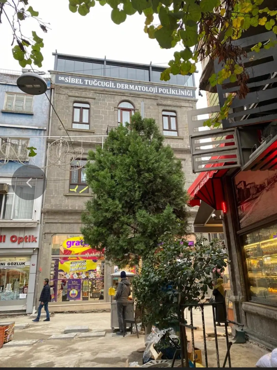Von der Klinik bereitgestelltes Foto von Dr. Sibel Tuğcugil