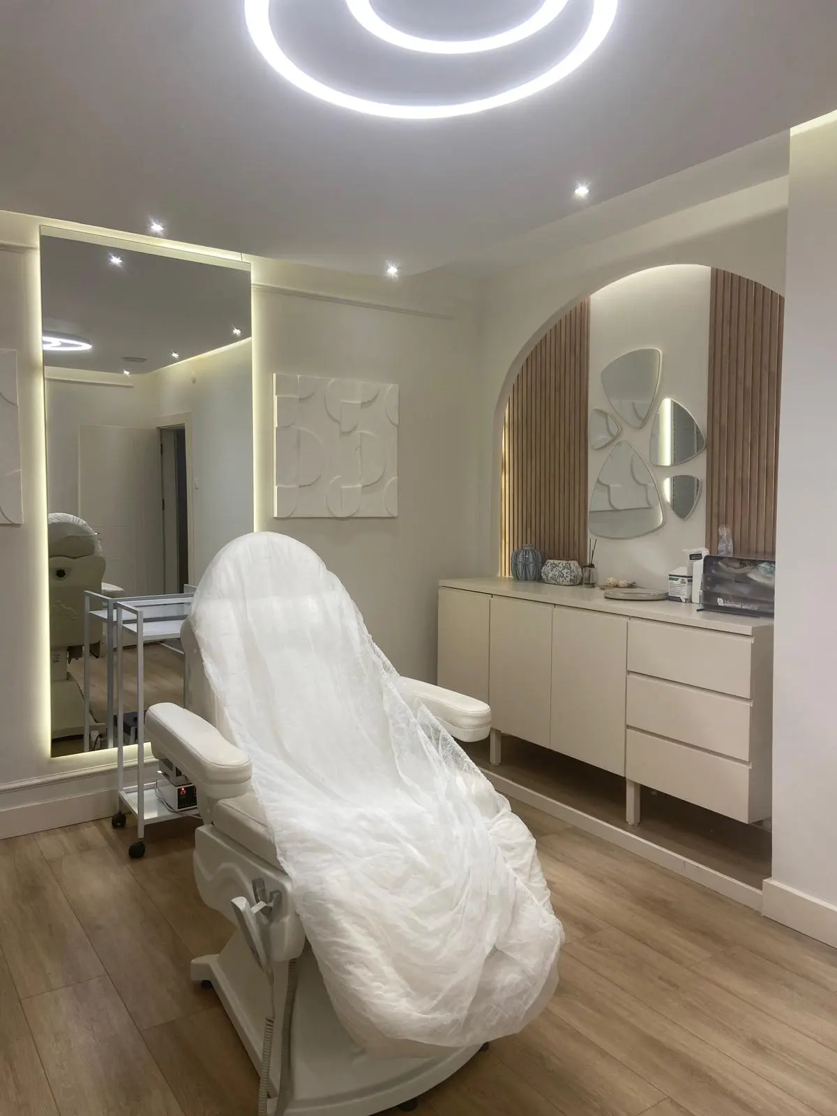 Von der Klinik bereitgestelltes Foto von Dr. Murat Melih Can