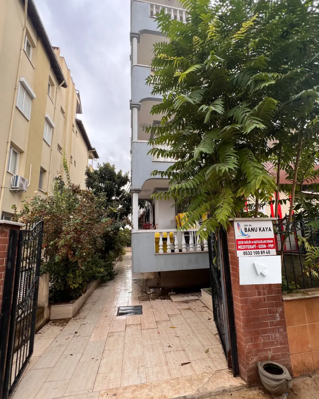 Clinic-provided photograph of Dr Banu Kaya