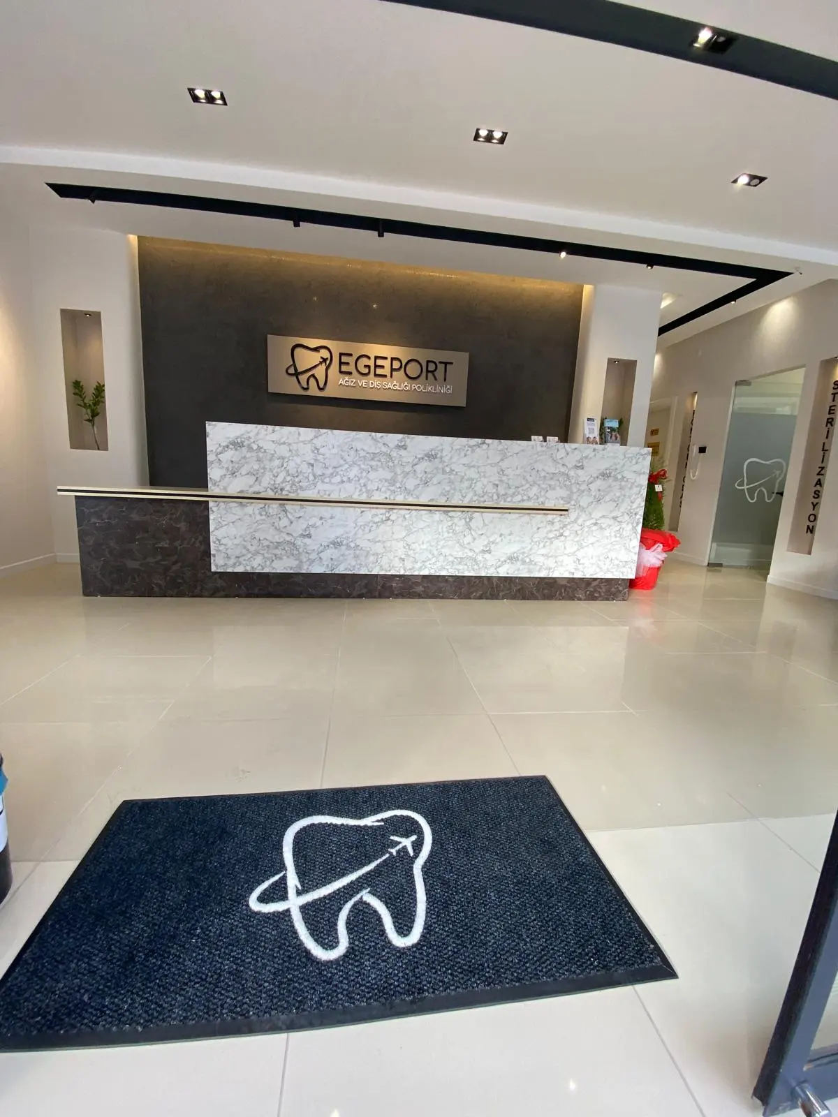 Clinic-provided photograph of Egeport Dental Clinic