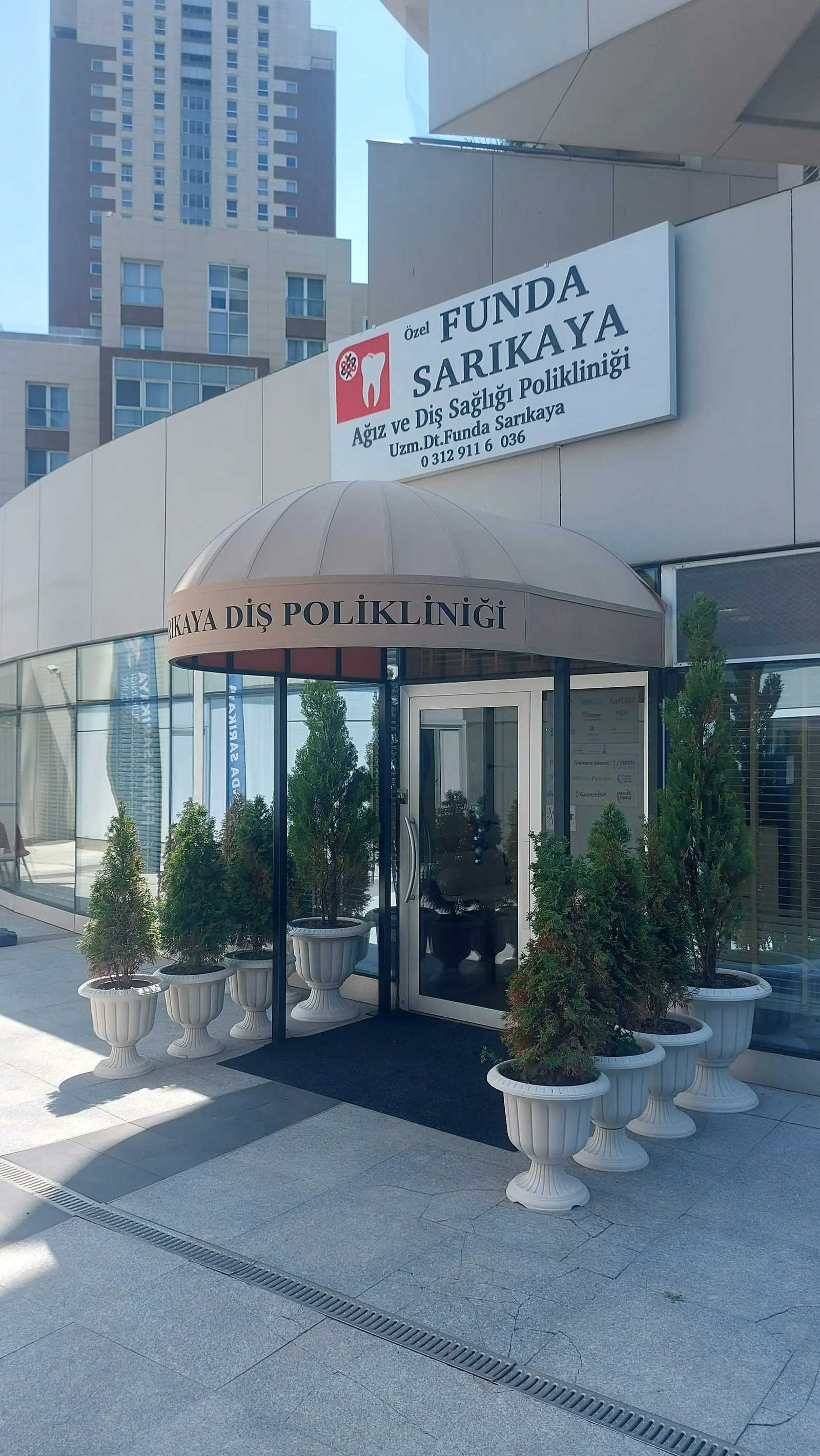 Clinic-provided photograph of Funda Sarıkaya Dental Clinic
