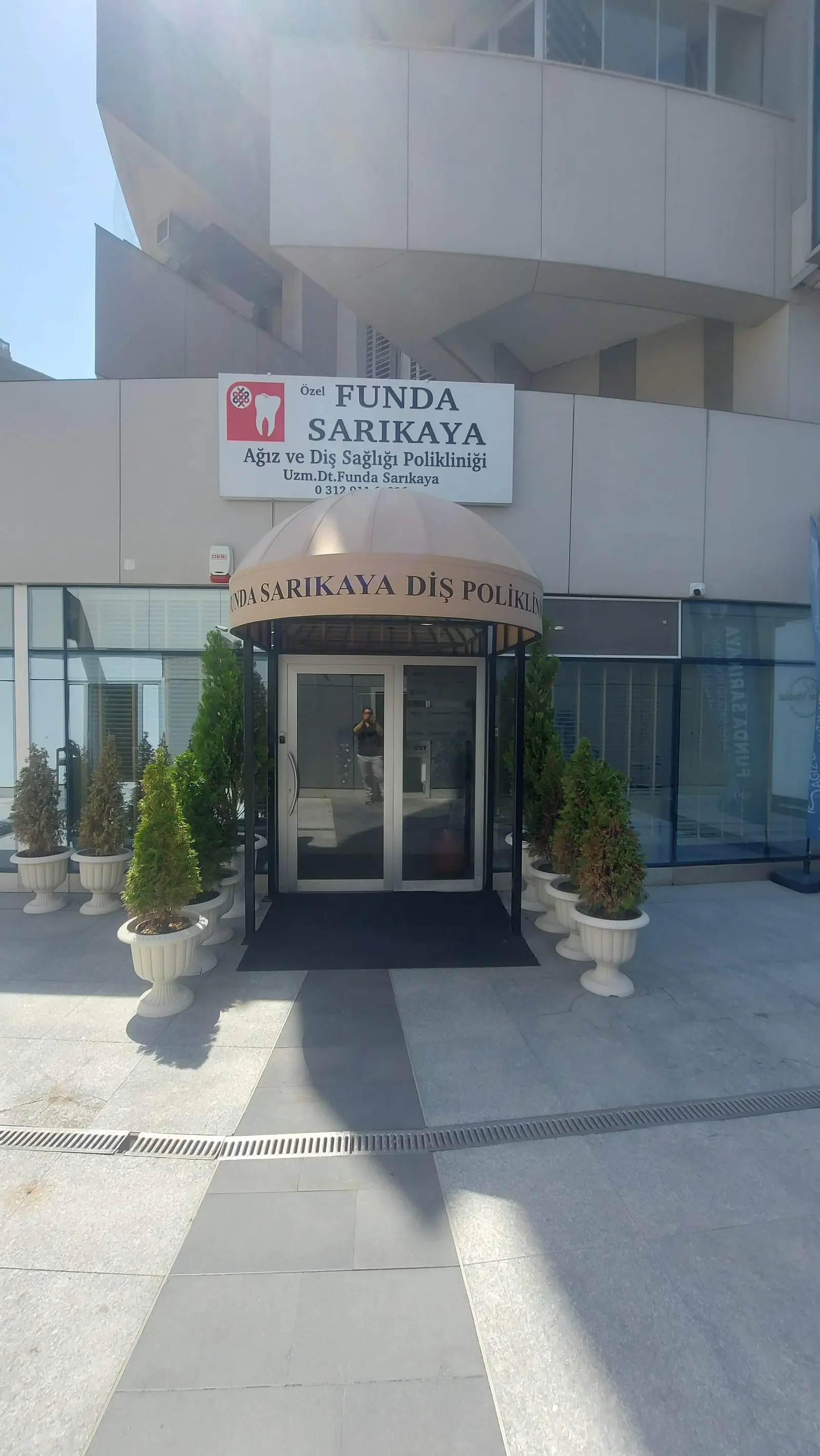 Clinic-provided photograph of Funda Sarıkaya Dental Clinic