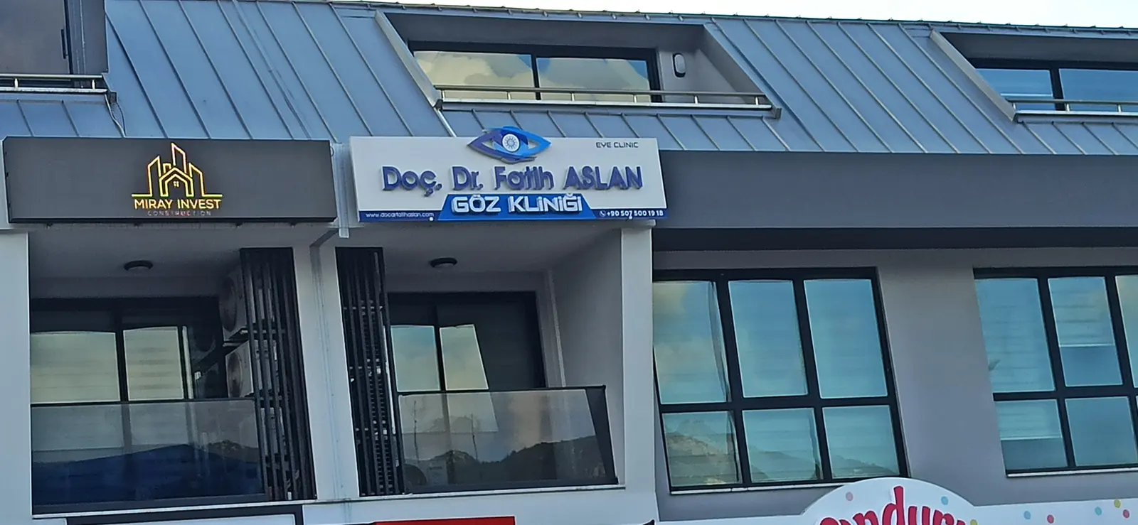 Clinic-provided photograph of Assoc. Prof. Dr Fatih Aslan