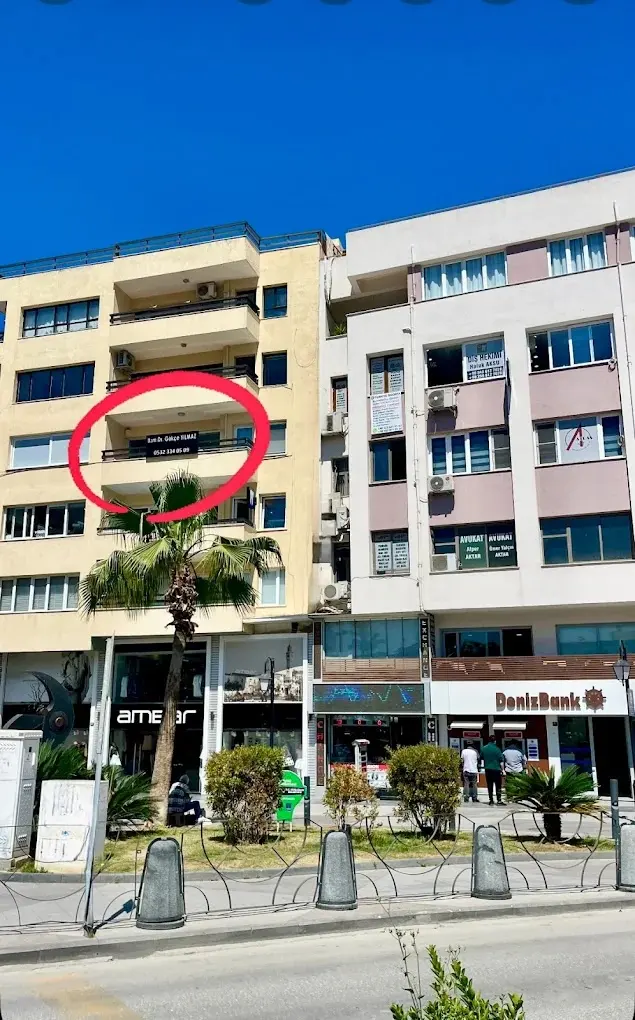 Clinic-provided photograph of Dr Gökçe Yılmaz