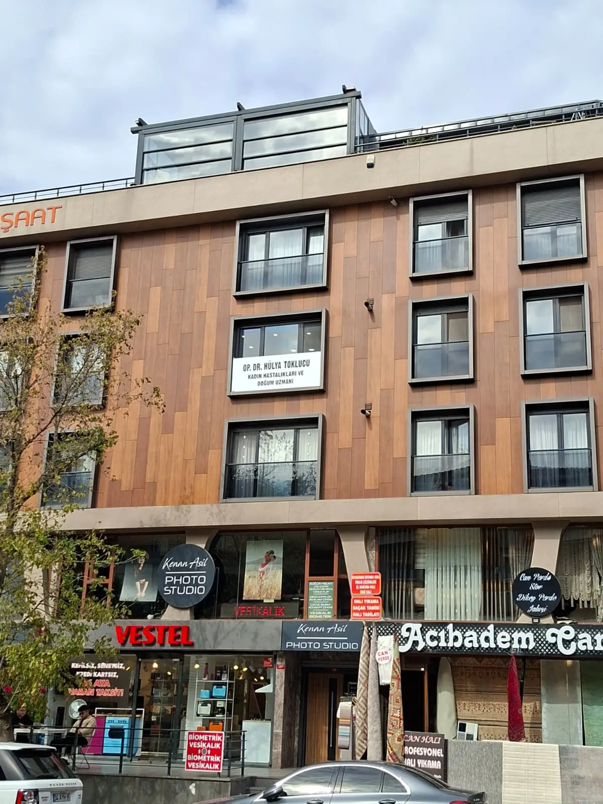 Clinic-provided photograph of Dr Hülya Toklucu