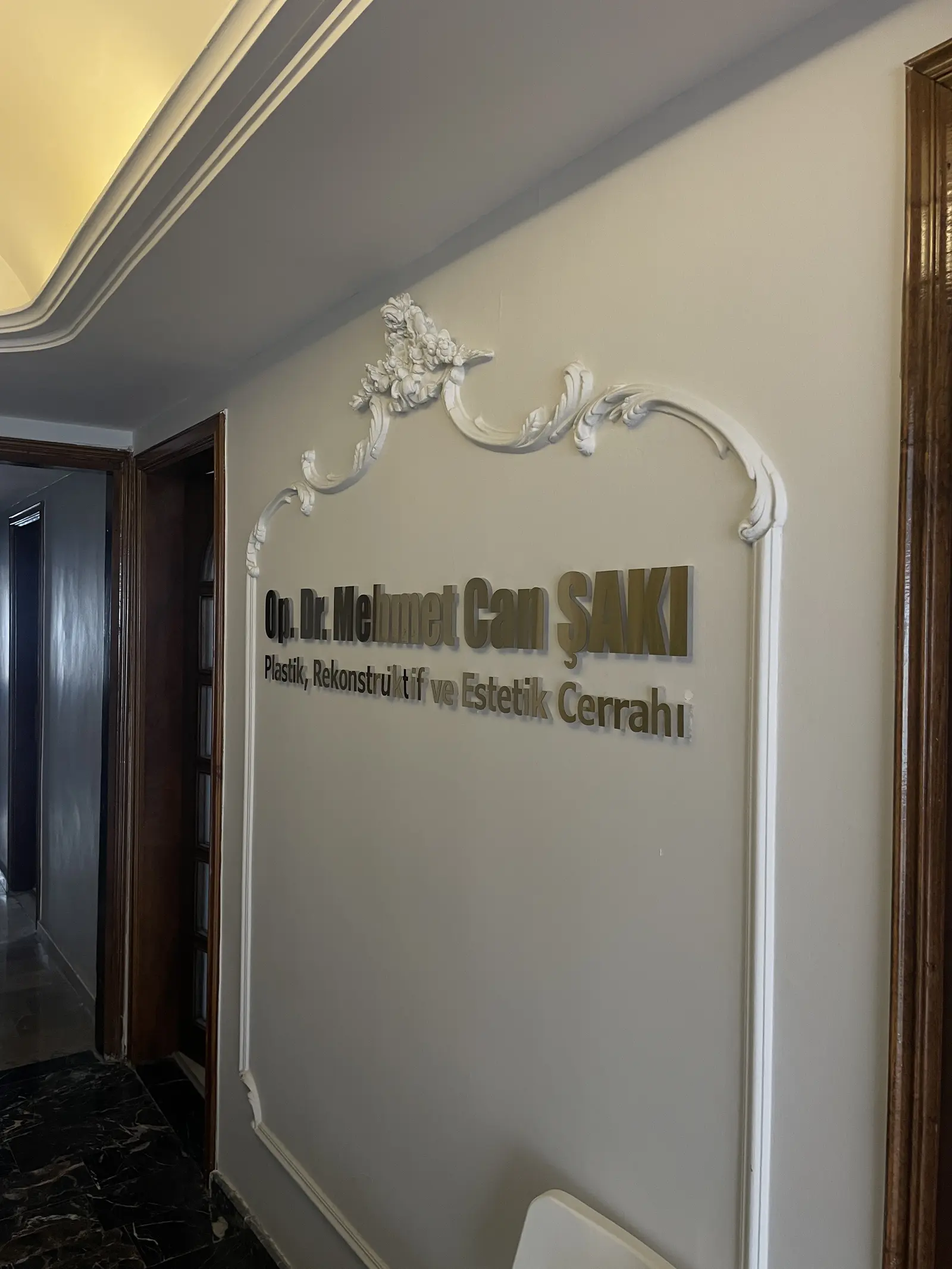 Clinic-provided photograph of Dr Mehmet Can Şakı