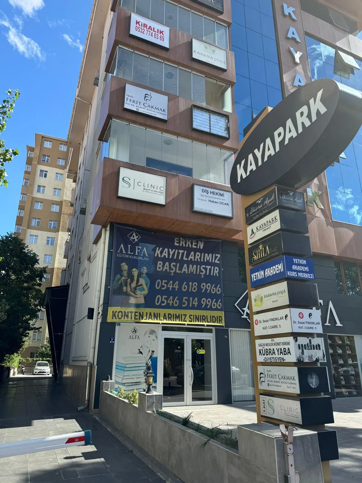 Clinic-provided photograph of Dr Ferit Çakmak
