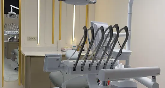 Von der Klinik bereitgestelltes Foto von Bahar Doğan Zahnklinik