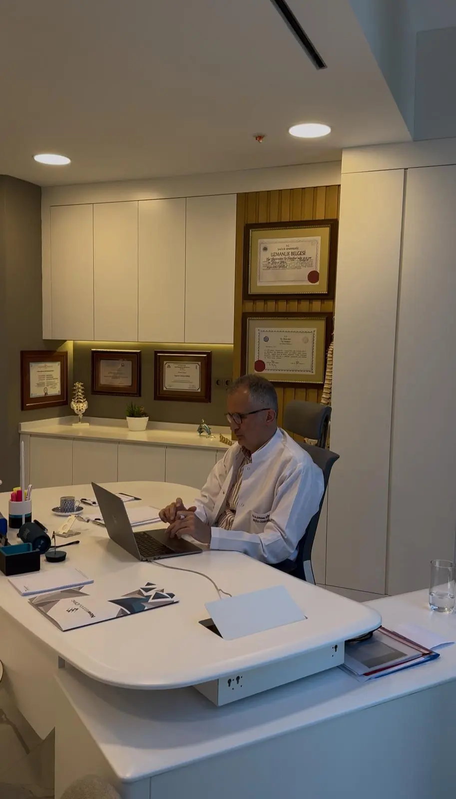 Clinic-provided photograph of Dr Gökhan Gökçe
