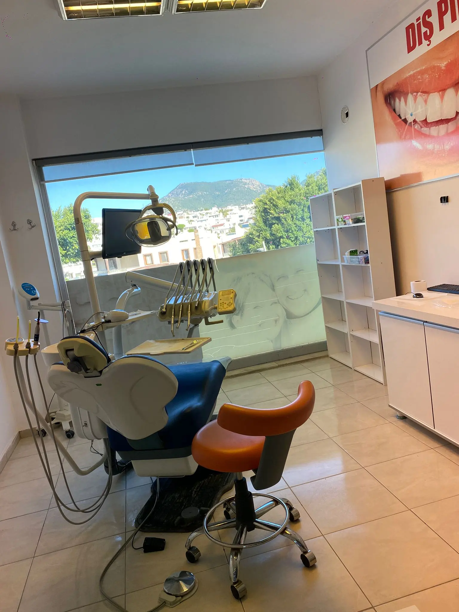 Clinic-provided photograph of Estetik Dental Clinic