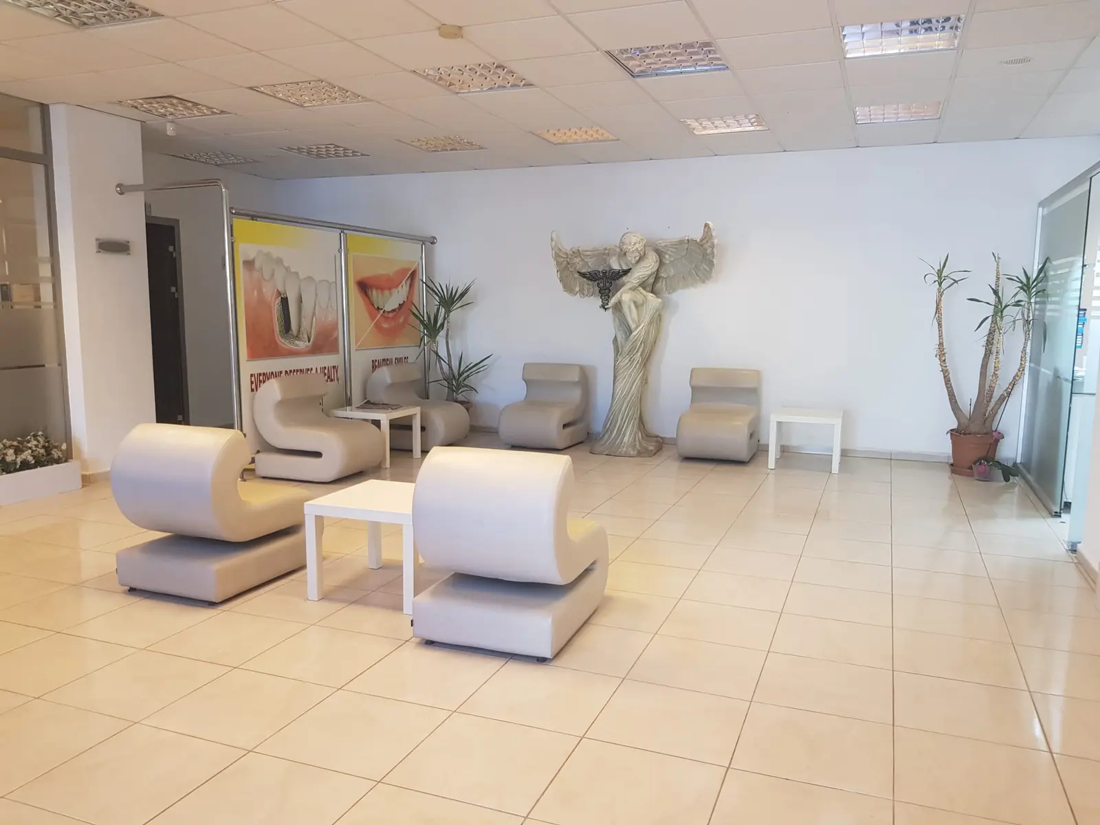 Clinic-provided photograph of Estetik Dental Clinic