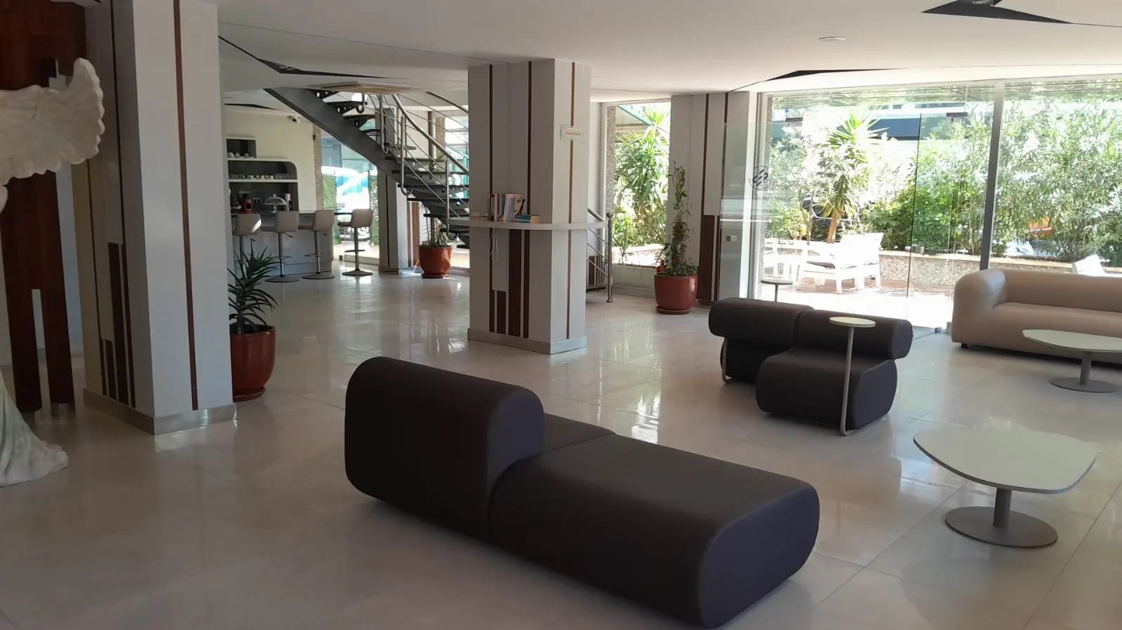 Clinic-provided photograph of Estetik 2 Dental Clinic