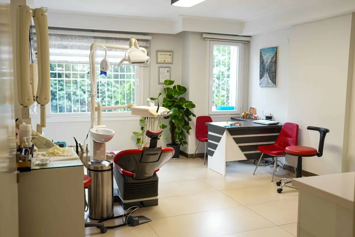 Clinic-provided photograph of Happydent Dental Clinic