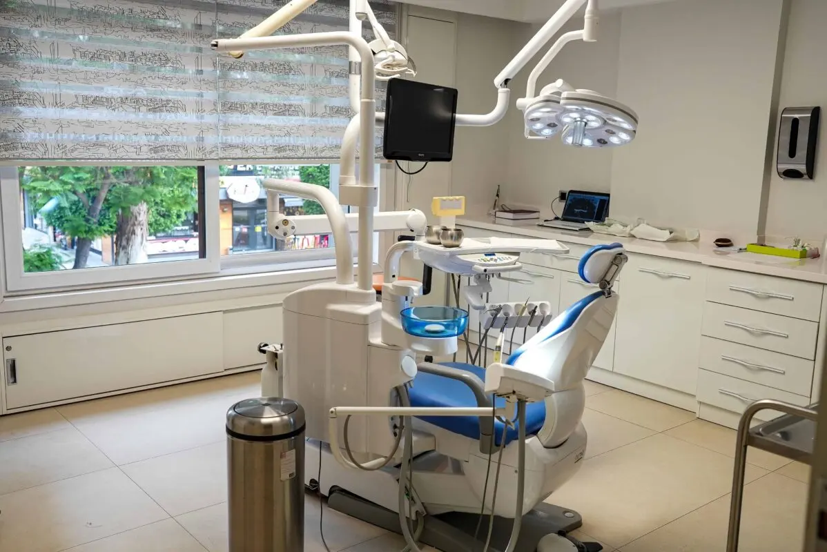 Clinic-provided photograph of Happydent Dental Clinic