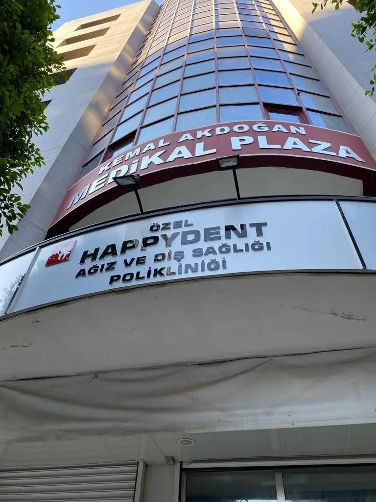 Clinic-provided photograph of Happydent Dental Clinic