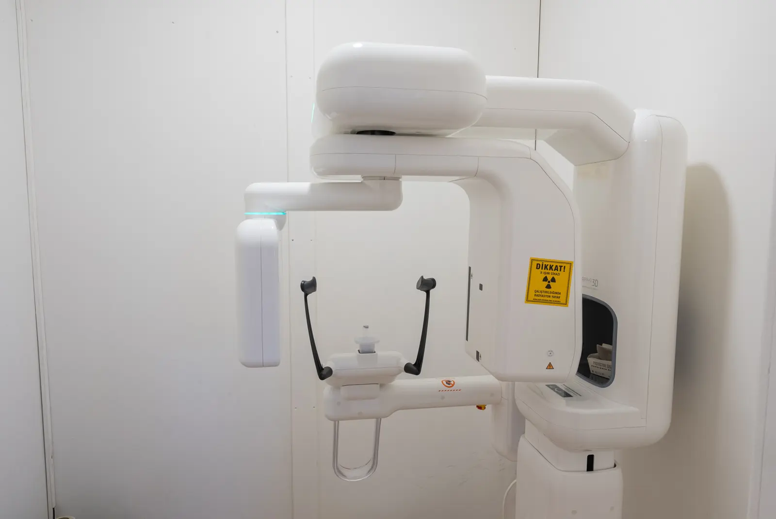 Clinic-provided photograph of Özge Kolkesen Şahin Dental Clinic