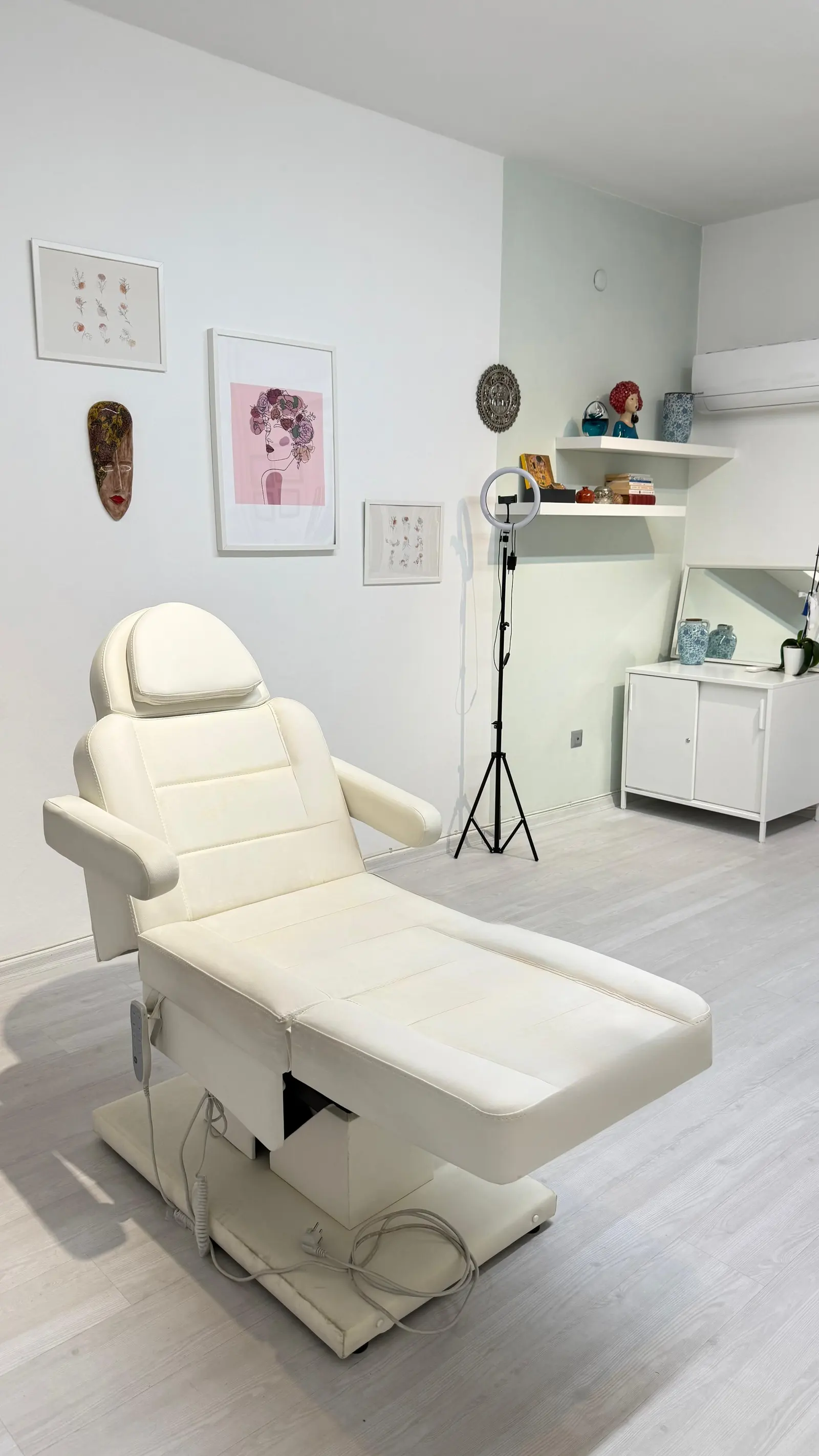 Von der Klinik bereitgestelltes Foto von Dr. Ayşe Semiz