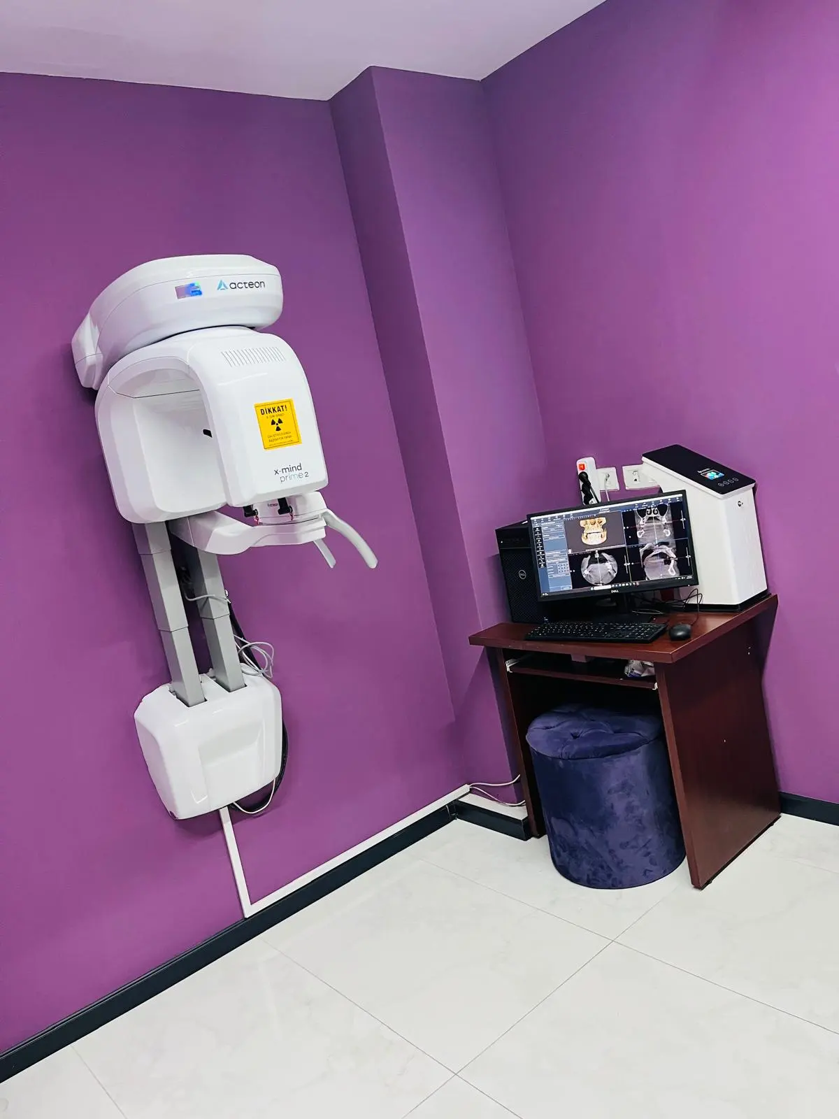Clinic-provided photograph of Dr Oya Özkoç