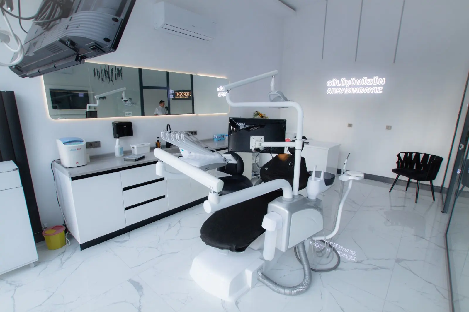 Clinic-provided photograph of Erdent Dental Clinic