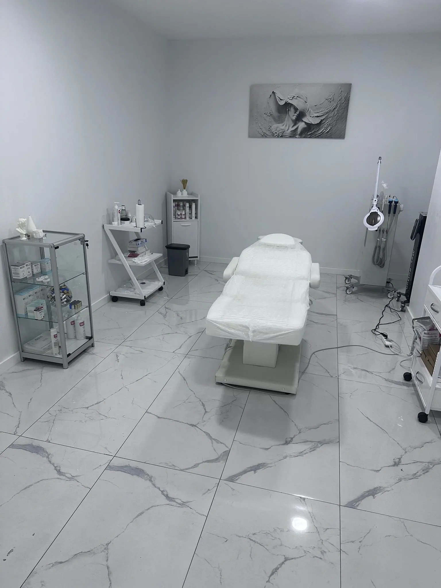 Clinic-provided photograph of Dr Ali Işık