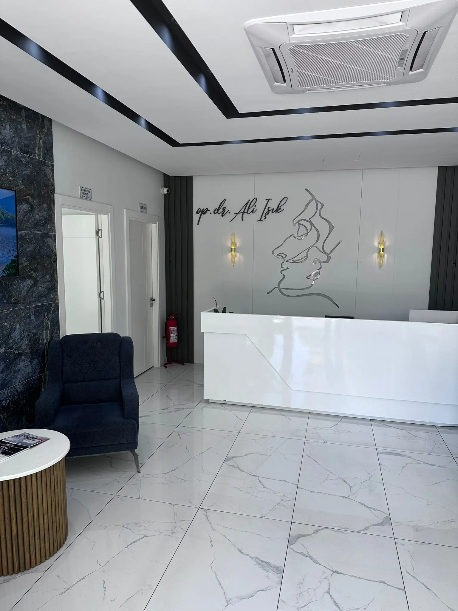 Clinic-provided photograph of Dr Ali Işık