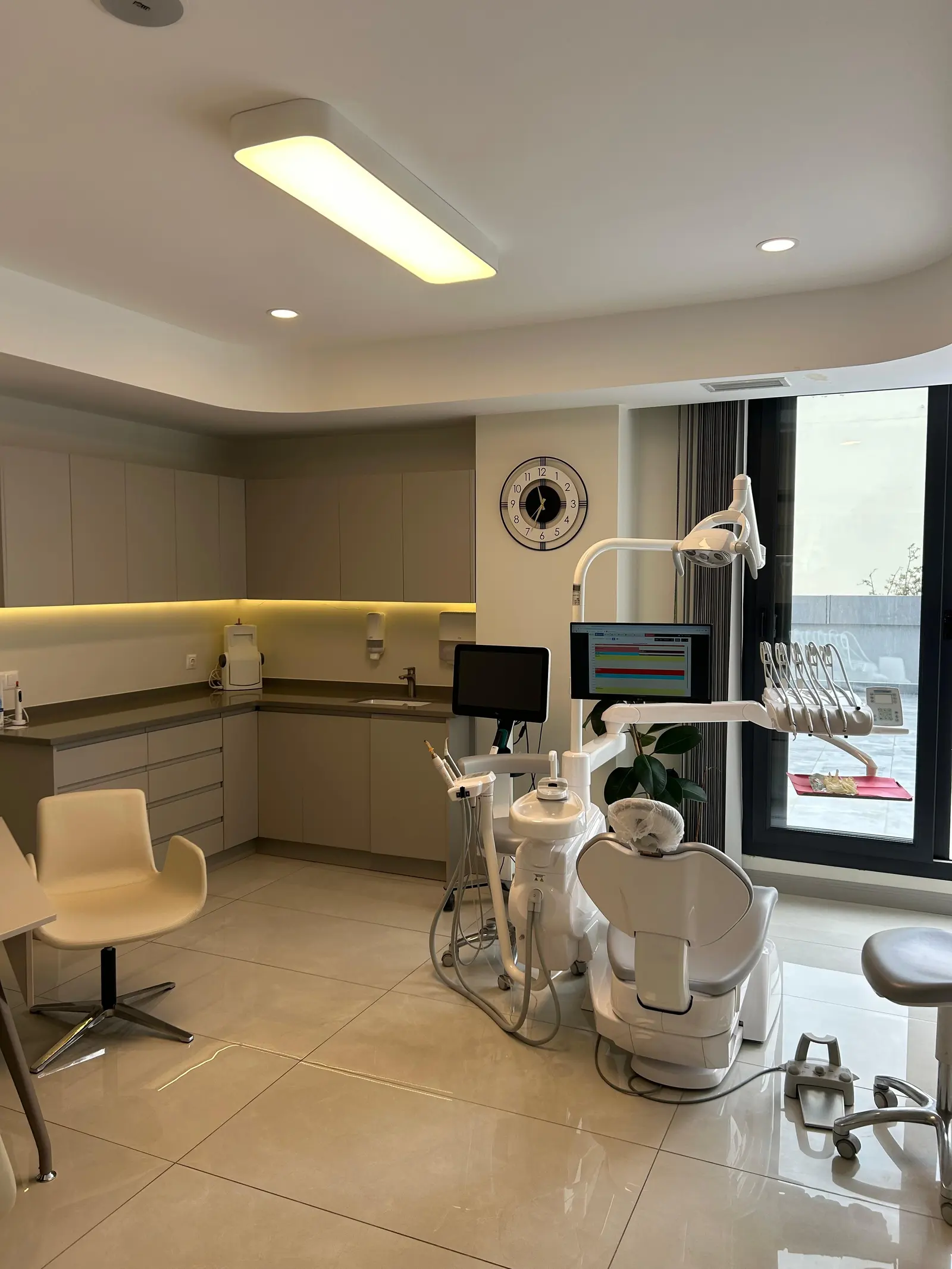 Clinic-provided photograph of Dentavera Dental Clinic