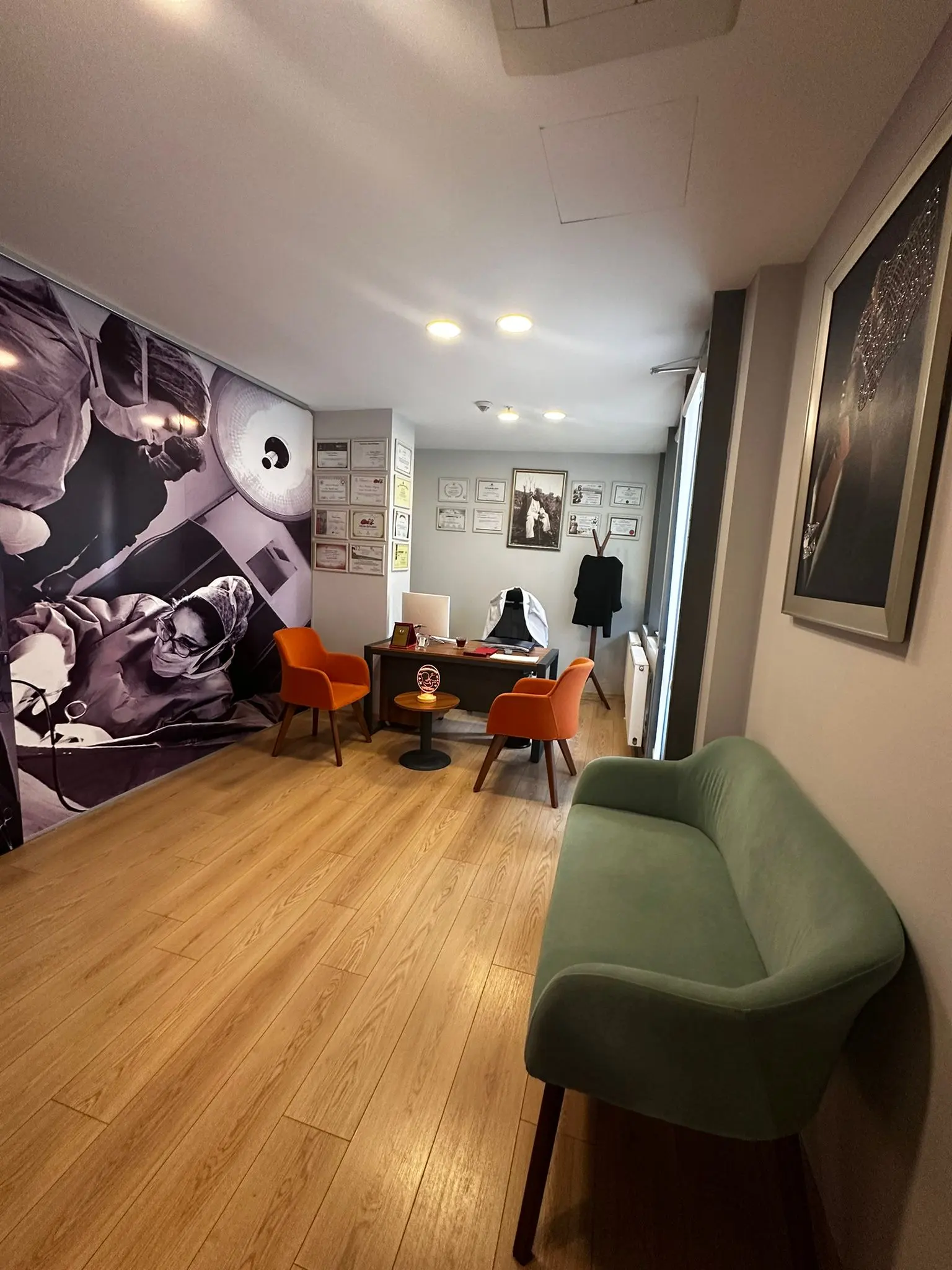 Clinic-provided photograph of Dr Özlem Özyılmaz