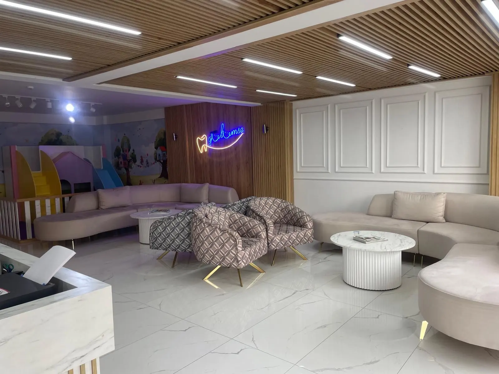 Clinic-provided photograph of Çarşamba Uzman Dental Clinic