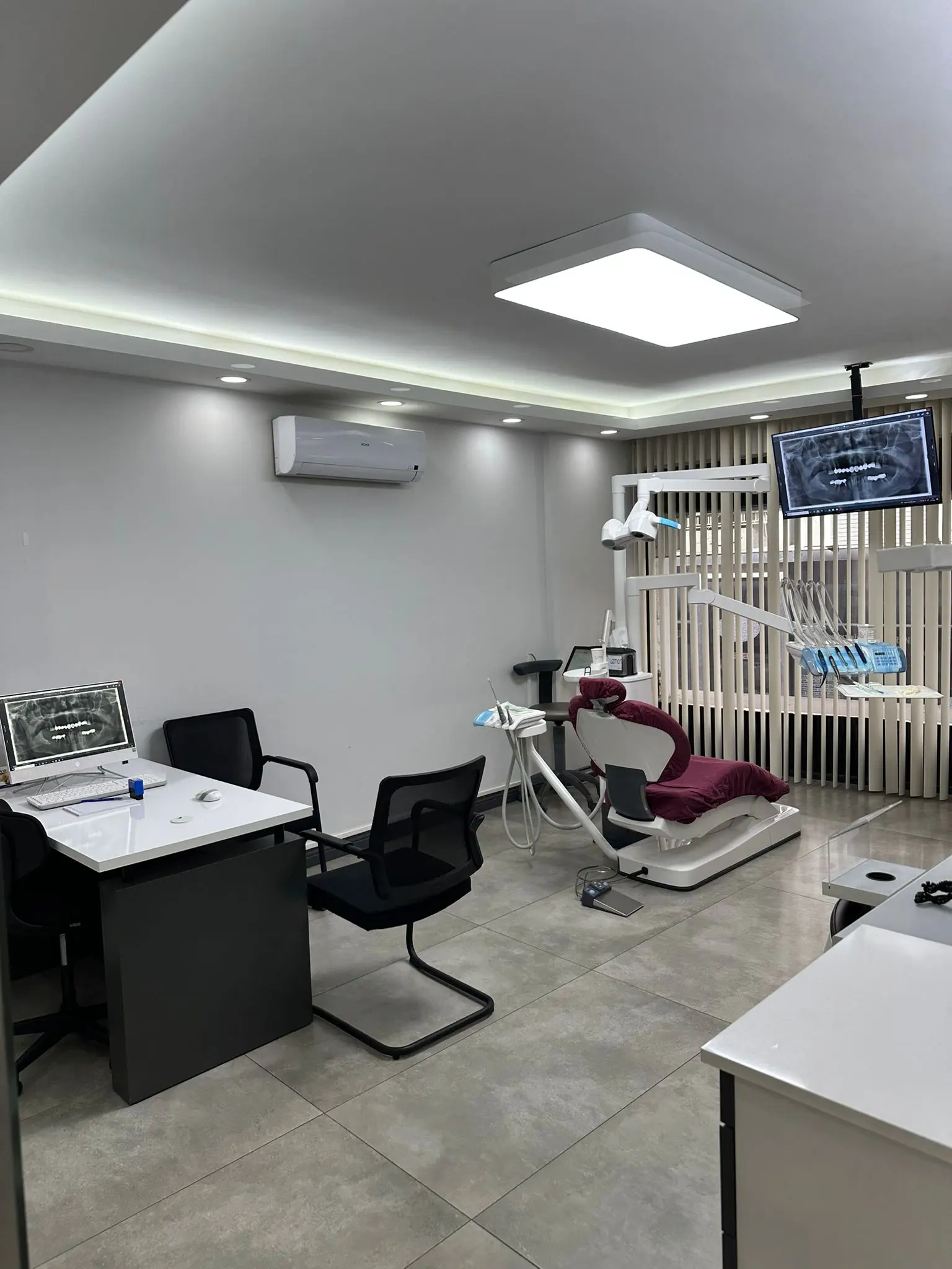 Clinic-provided photograph of Çarşamba Uzman Dental Clinic